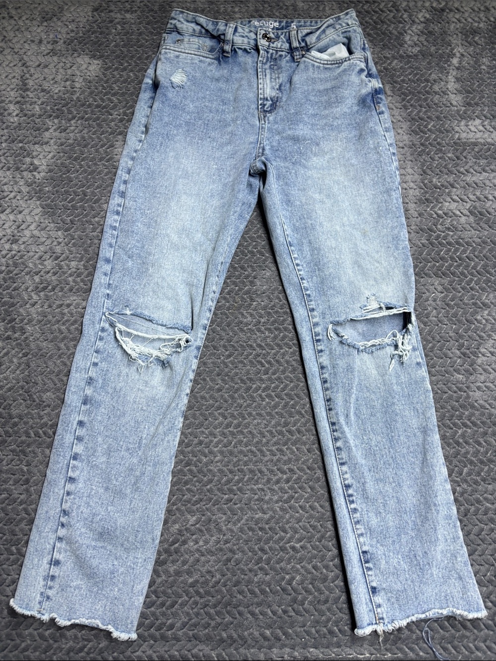 Refuge Light Wash Distressed Boyfriend Relaxed Mid Rise Jeans